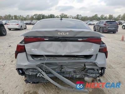 Zdjęcie 6 z 12 samochodu: 2025 KIA K5 GT LINE VIN:KNAG64J74S5345714 - miniatura