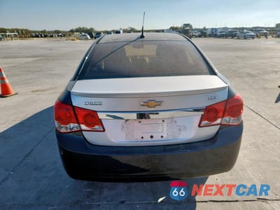 Zdjęcie 6 z 12 samochodu: 2013 CHEVROLET CRUZE LS VIN:1G1PA5SH6D7148882 - miniatura