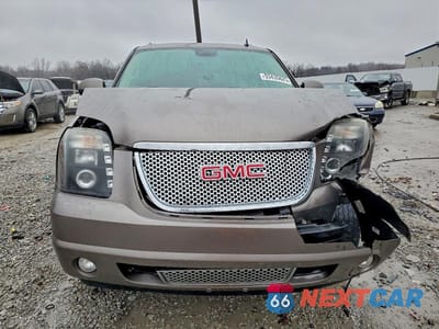 Piąte zdjęcie samochodu w środku: 2012 GMC YUKON XL DENALI VIN:1GKS2MEF4CR247307 - miniatura