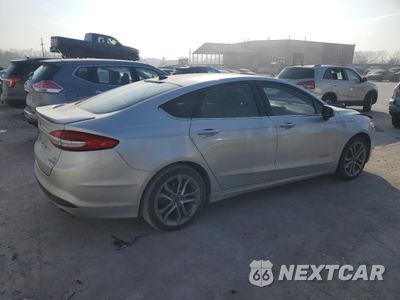 Trzecie zdjęcie samochodu z tyłu: 2017 FORD FUSION SE HYBRID VIN:3FA6P0LU5HR314328 - miniatura