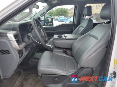 Zdjęcie 7 z 13 samochodu: 2023 FORD F250 SUPER DUTY VIN:1FT7W2AA5PEC93343 - miniatura
