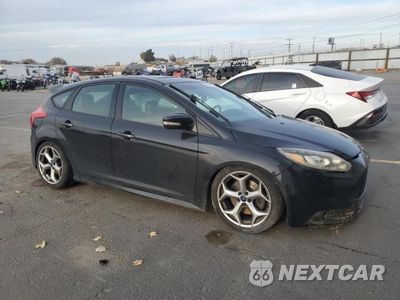 Czwarte zdjęcie samochodu z boku: 2013 FORD FOCUS ST VIN:1FADP3L95DL313497 - miniatura