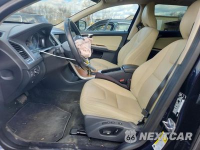 Zdjęcie 7 z 12 samochodu: 2017 VOLVO XC60 T5 INSCRIPTION VIN:YV440MRU5H2168065 - miniatura