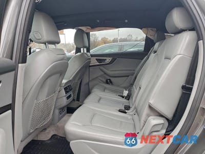 Zdjęcie 11 z 14 samochodu: 2019 AUDI Q7 PREMIUM PLUS VIN:WA1LHAF72KD032521 - miniatura