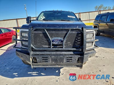 Piąte zdjęcie samochodu w środku: 2024 FORD F350 SUPER DUTY VIN:1FT8W3DT0REC45162 - miniatura