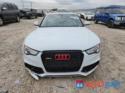 Piąte zdjęcie samochodu w środku: 2013 AUDI RS5 VIN:WUAC6AFR4DA902306 - miniatura