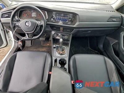 Zdjęcie 8 z 11 samochodu: 2019 VOLKSWAGEN JETTA S VIN:3VWC57BU4KM230290 - miniatura