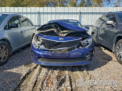 Piąte zdjęcie samochodu w środku: 2017 KIA OPTIMA LX VIN:5XXGT4L37HG122478 - miniatura