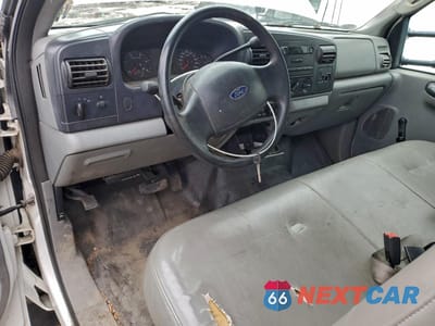 Zdjęcie 8 z 13 samochodu: 2005 FORD F450 SUPER DUTY VIN:1FDXF46P75EC21139 - miniatura