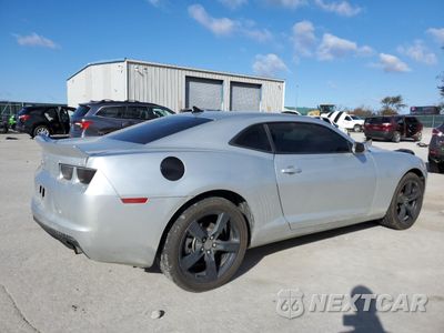 Trzecie zdjęcie samochodu z tyłu: 2010 CHEVROLET CAMARO LT VIN:2G1FB1EVXA9150180 - miniatura