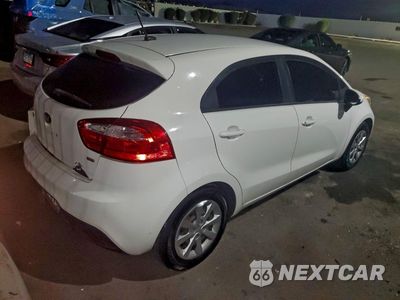 Trzecie zdjęcie samochodu z tyłu: 2013 KIA RIO LX VIN:KNADM5A30D6225675 - miniatura
