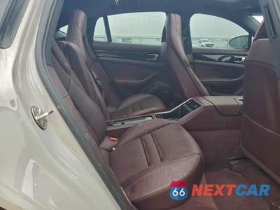 Zdjęcie 10 z 15 samochodu: 2019 PORSCHE PANAMERA BASE VIN:WP0AA2A74KL100774 - miniatura