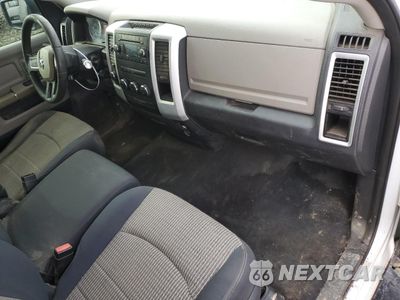 Zdjęcie 8 z 15 samochodu: 2010 DODGE RAM 1500 VIN:3D7JV1EP7AG133228 - miniatura