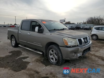 Czwarte zdjęcie samochodu z boku: 2006 NISSAN TITAN XE VIN:1N6BA07A96N522235 - miniatura