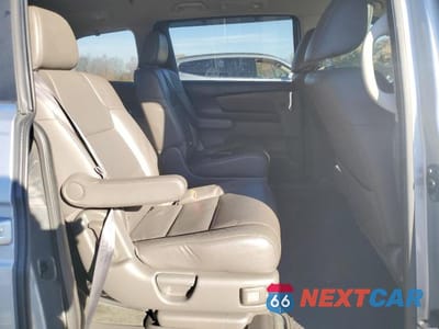 Zdjęcie 11 z 13 samochodu: 2016 HONDA ODYSSEY EXL VIN:5FNRL5H68GB095262 - miniatura
