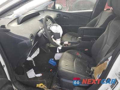 Zdjęcie 7 z 12 samochodu: 2017 TOYOTA PRIUS VIN:JTDKBRFU9H3054215 - miniatura