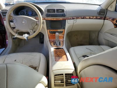 Zdjęcie 8 z 14 samochodu: 2006 MERCEDES-BENZ E 350 4MATIC VIN:WDBUF87J16X185526 - miniatura