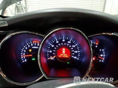 Zdjęcie 9 z 12 samochodu: 2013 KIA OPTIMA LX VIN:5XXGM4A79DG185062 - miniatura