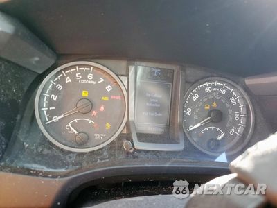 Zdjęcie 9 z 14 samochodu: 2018 TOYOTA TACOMA DOUBLE CAB VIN:5TFAZ5CN7JX058145 - miniatura