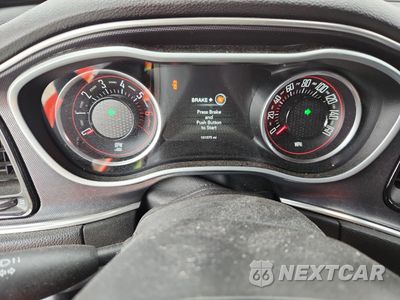 Zdjęcie 9 z 14 samochodu: 2016 DODGE CHALLENGER R/T VIN:2C3CDZBT0GH308972 - miniatura