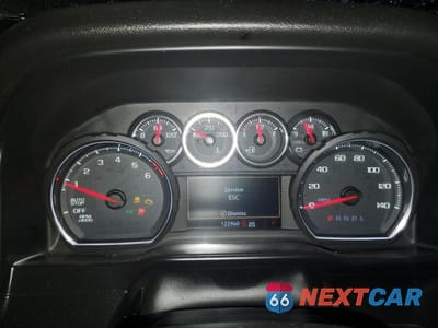 Zdjęcie 9 z 11 samochodu: 2019 CHEVROLET SILVERADO K1500 RST VIN:1GCRYEED3KZ235337 - miniatura