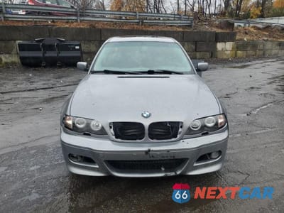 Piąte zdjęcie samochodu w środku: 2004 BMW 325 XI VIN:WBAEU33444PF62796 - miniatura