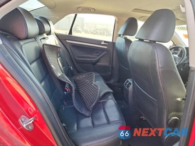 Zdjęcie 10 z 12 samochodu: 2010 VOLKSWAGEN JETTA SE VIN:3VWRZ7AJ9AM161357 - miniatura