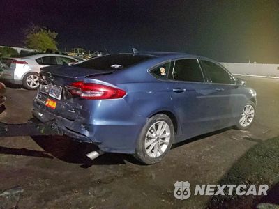Trzecie zdjęcie samochodu z tyłu: 2019 FORD FUSION SE VIN:3FA6P0HD9KR200378 - miniatura
