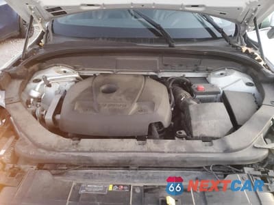 Zdjęcie 12 z 12 samochodu: 2019 VOLVO XC60 T6 R-DESIGN VIN:LYVA22RM7KB230771 - miniatura