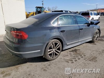 Trzecie zdjęcie samochodu z tyłu: 2017 VOLKSWAGEN PASSAT R-LINE VIN:1VWDT7A36HC067221 - miniatura