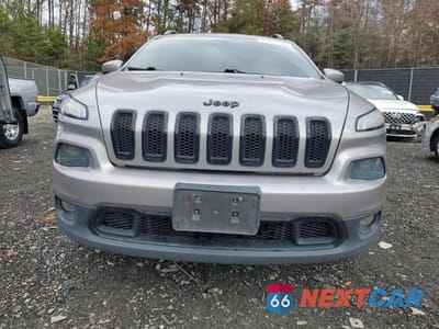 Piąte zdjęcie samochodu w środku: 2018 JEEP CHEROKEE LATITUDE VIN:1C4PJMCB9JD574767 - miniatura