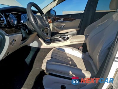 Zdjęcie 7 z 11 samochodu: 2017 MERCEDES-BENZ E 300 VIN:WDDZF4JB7HA125165 - miniatura