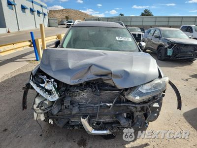 Piąte zdjęcie samochodu w środku: 2014 NISSAN ROGUE S VIN:5N1AT2MV7EC791416 - miniatura