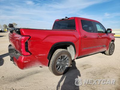 Trzecie zdjęcie samochodu z tyłu: 2025 TOYOTA TUNDRA CREWMAX PLATINUM VIN:5TFNC5DB5SX109344 - miniatura