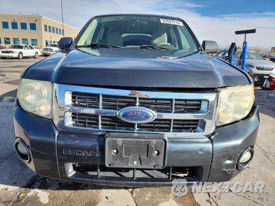 Piąte zdjęcie samochodu w środku: 2008 FORD ESCAPE XLT VIN:1FMCU03Z58KE59404 - miniatura