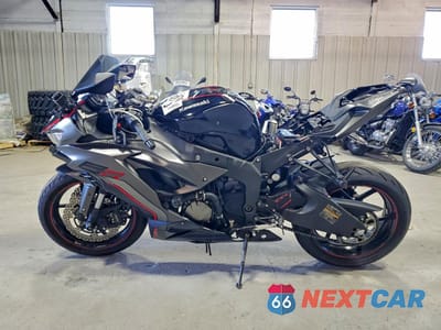 Trzecie zdjęcie samochodu z tyłu: 2023 KAWASAKI ZX636 K VIN:JKBZXJH14PA016573 - miniatura