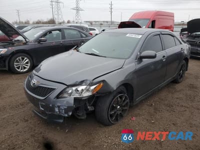 2007 TOYOTA CAMRY LE 4T1BK46KX7U046680 - główne zdjęcie licytacji z USA - miniatura