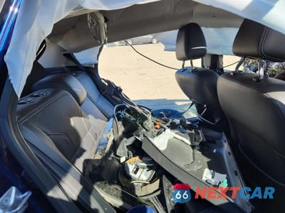 Zdjęcie 10 z 13 samochodu: 2016 FORD FIESTA TITANIUM VIN:3FADP4FJ4GM201918 - miniatura