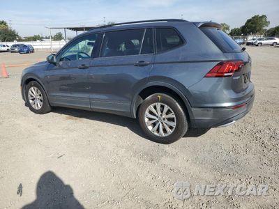 Drugie zdjęcie samochodu z przodu: 2018 VOLKSWAGEN TIGUAN S VIN:3VV1B7AX1JM079911 - miniatura