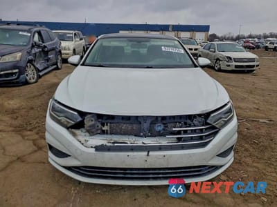 Piąte zdjęcie samochodu w środku: 2019 VOLKSWAGEN JETTA S VIN:3VWC57BU4KM230290 - miniatura