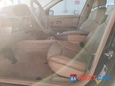 Zdjęcie 7 z 12 samochodu: 2006 BMW 750 LI VIN:WBAHN83586DT32678 - miniatura