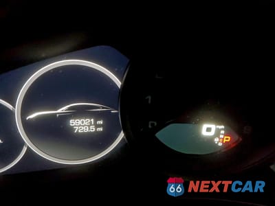 Zdjęcie 9 z 13 samochodu: 2017 PORSCHE PANAMERA 2 VIN:WP0AA2A7XHL101002 - miniatura