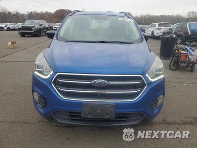 Piąte zdjęcie samochodu w środku: 2017 FORD ESCAPE SE VIN:1FMCU9G95HUB25781 - miniatura