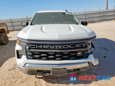 Piąte zdjęcie samochodu w środku: 2023 CHEVROLET SILVERADO K1500 VIN:1GCRDAED8PZ218206 - miniatura
