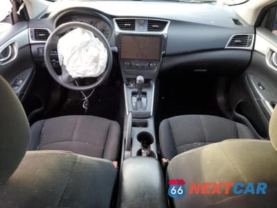 Zdjęcie 8 z 11 samochodu: 2017 NISSAN SENTRA S VIN:3N1AB7AP9HY214783 - miniatura