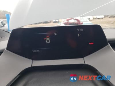 Zdjęcie 9 z 11 samochodu: 2024 TOYOTA PRIUS PRIME SE VIN:JTDACACU9R3026009 - miniatura