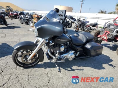 Trzecie zdjęcie samochodu z tyłu: 2004 HARLEY-DAVIDSON FLHX STREET GLIDE VIN:1HD1KBM12EB676232 - miniatura