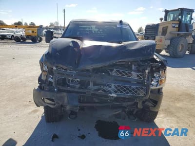 Piąte zdjęcie samochodu w środku: 2014 CHEVROLET SILVERADO K2500 HEAVY DUTY LTZ VIN:1GC1KYE8XEF171452 - miniatura