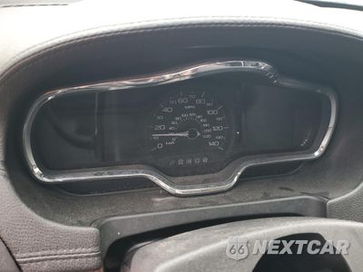 Zdjęcie 9 z 13 samochodu: 2015 LINCOLN MKT VIN:2LMHJ5AT4FBL01707 - miniatura