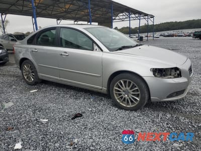 Czwarte zdjęcie samochodu z boku: 2010 VOLVO S40 2.4I VIN:YV1382MS2A2506314 - miniatura